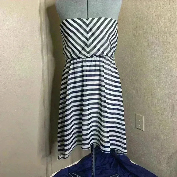 RUBY ROX SUN DRESS STRAPLESS Blue White Stripe - Picture 1 of 6